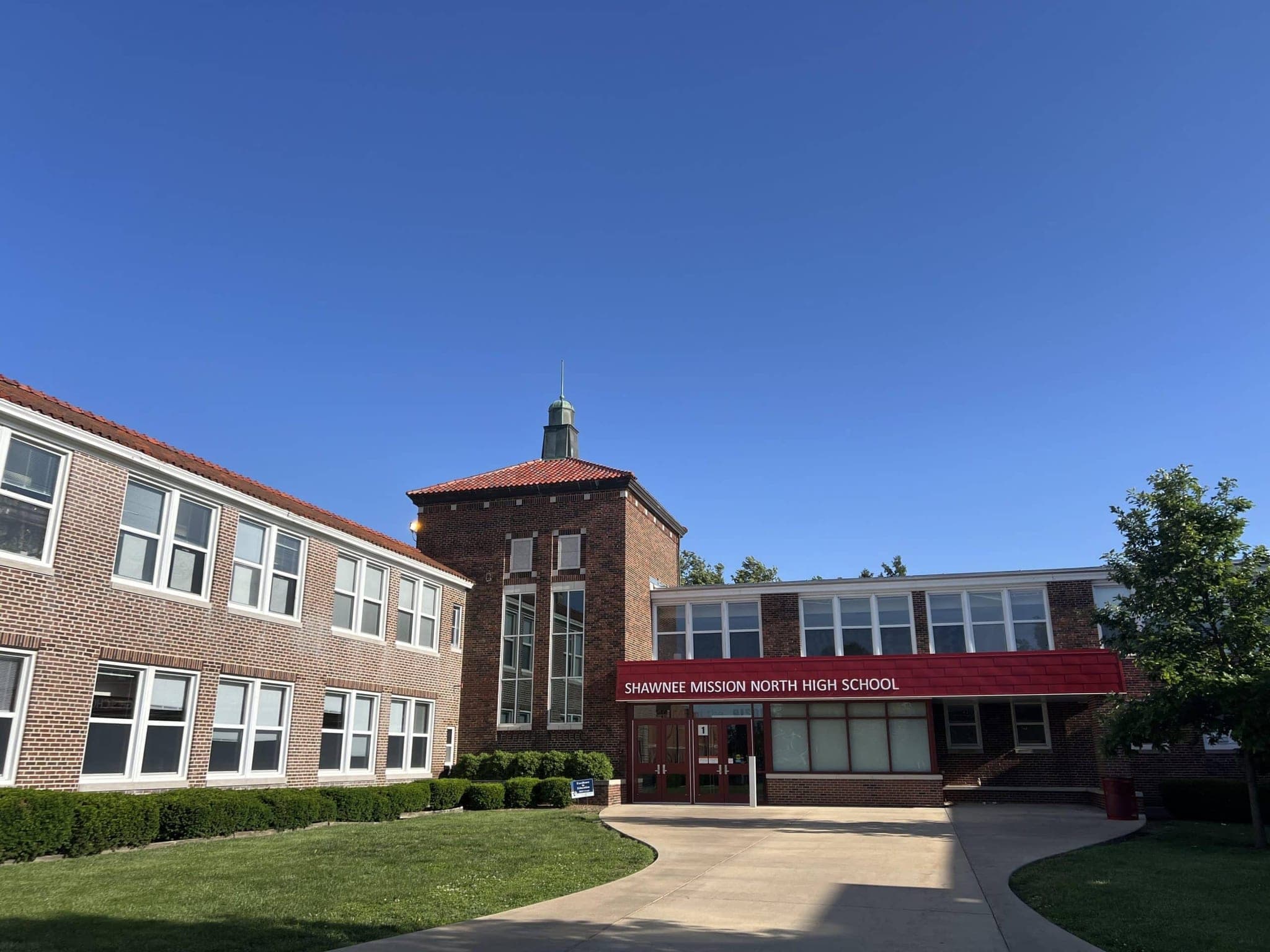 Students in the Shawnee Mission North community